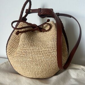 ZÉLIE MINI BUCKET BAG